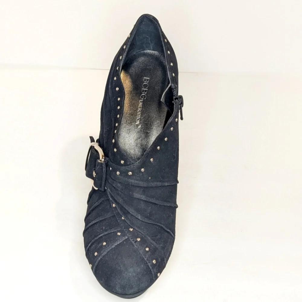 Bcbgeneration suede ankle boots